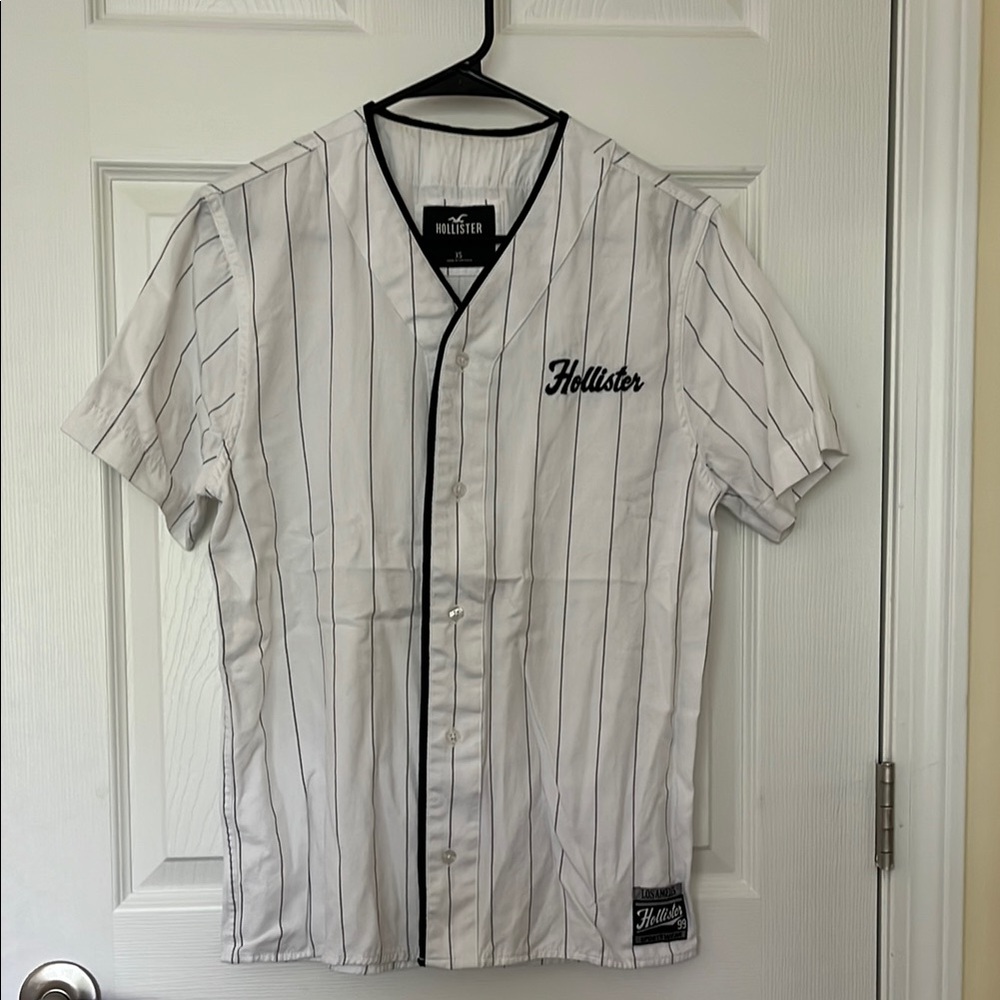 Hollister White and Black Jersey Shirt